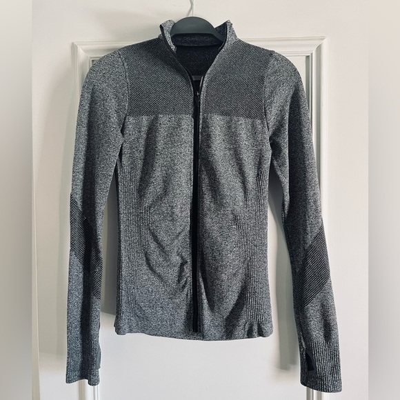 C&C California Grey zippered athletic top - Picture 3 of 9